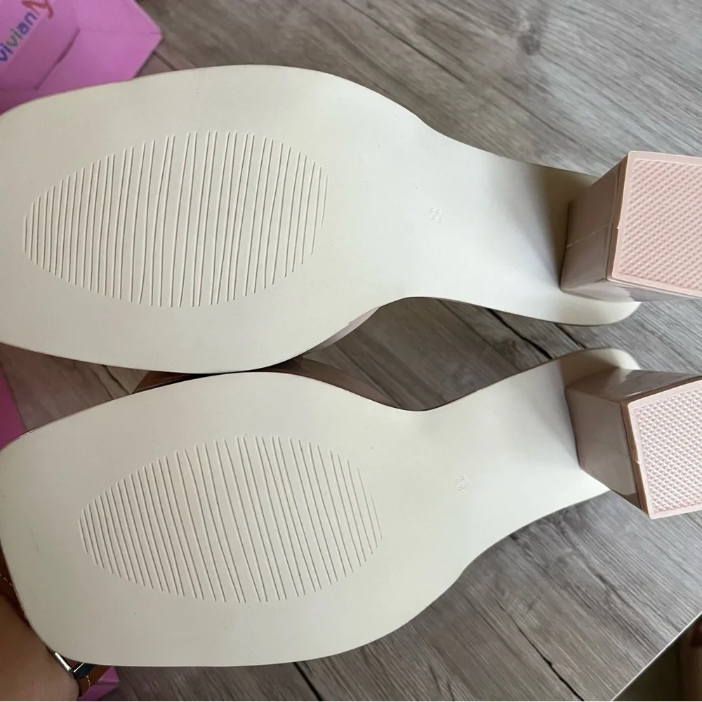 VIVIANLY✨ Square Toe Slide Heels Beige Nude Brand New